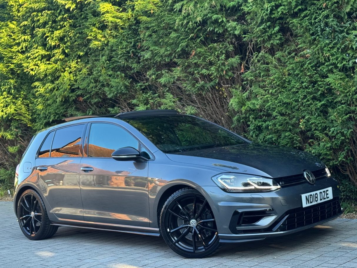 Volkswagen Golf R